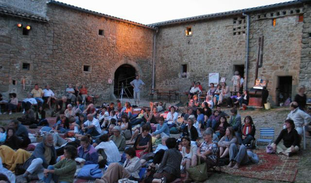 la cour de la ferme II.jpg